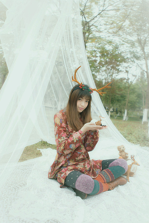 童话里的长发迷人女子  第14张