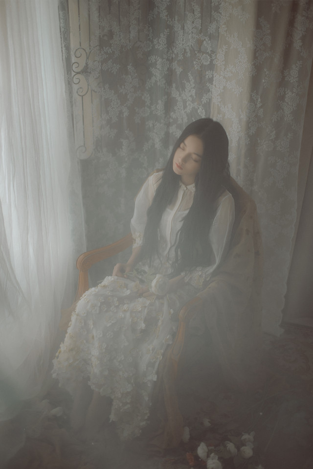 长发美女清纯私房美照  第2张