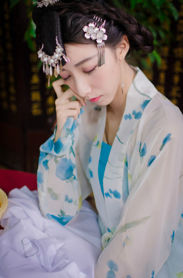 古装女子清纯私房艺术照  第7张