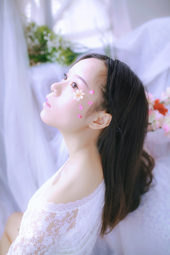 清纯私房照的少女梦  第12张