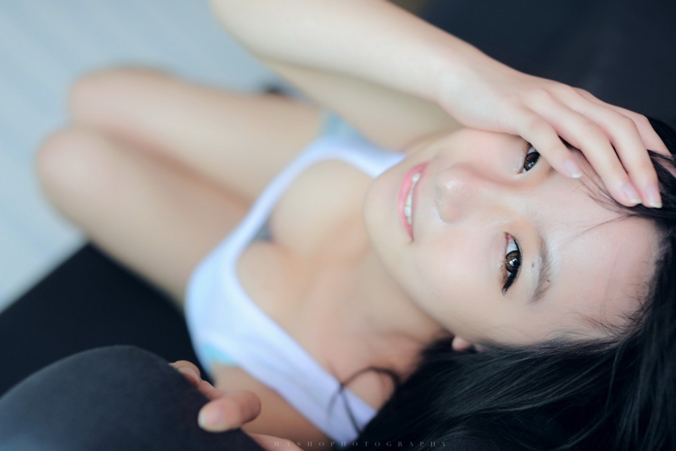 清秀女子的私房唯美清纯照  第8张