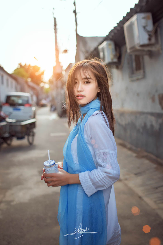 清纯美女户外小清晰写真  第13张