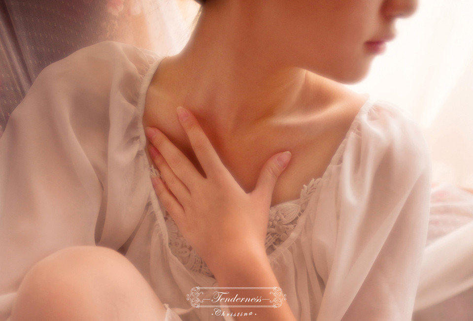 纯白私房照甜美清纯女  第2张