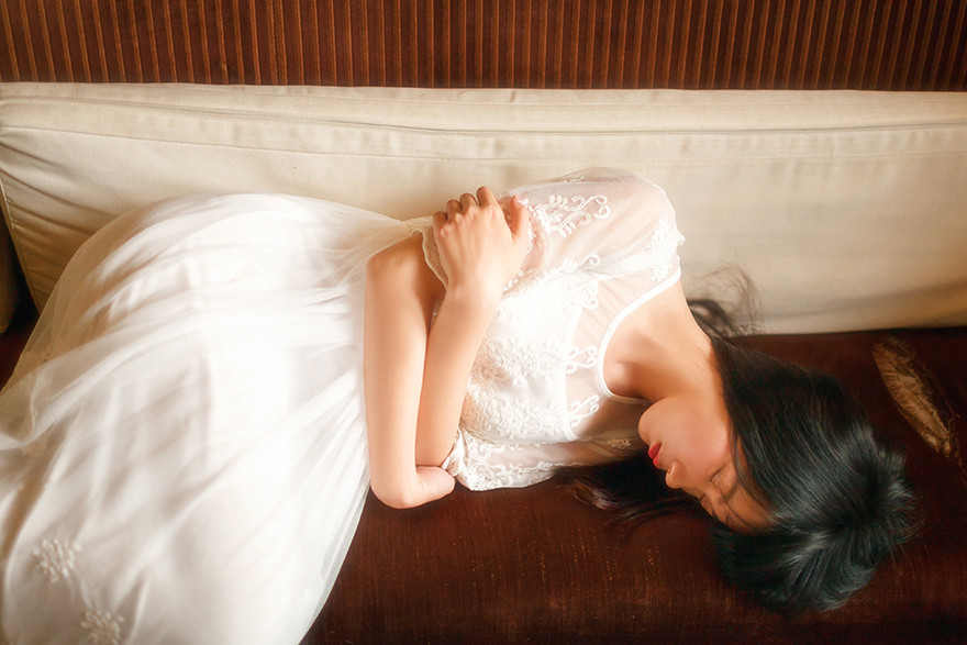 柔光美女私房迷人白裙  第7张