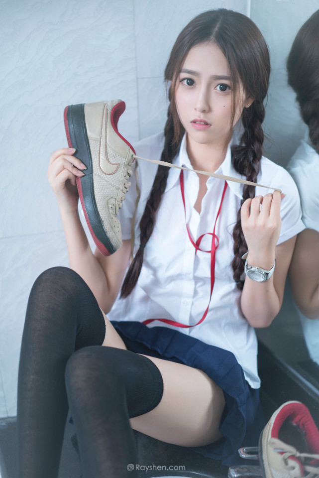 双马尾的清纯女生甜美图  第7张