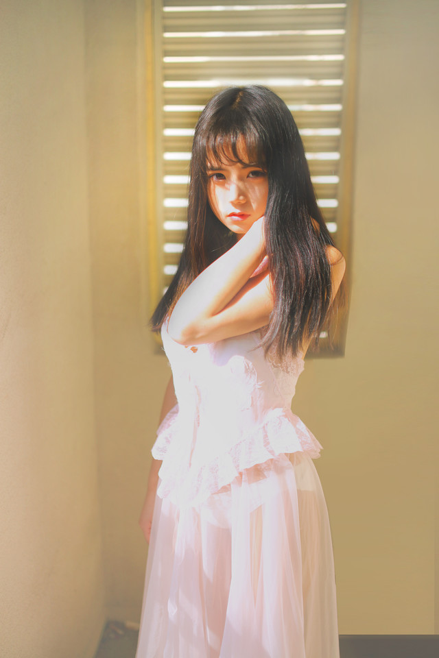 娇羞女子清纯梦幻气质图  第11张