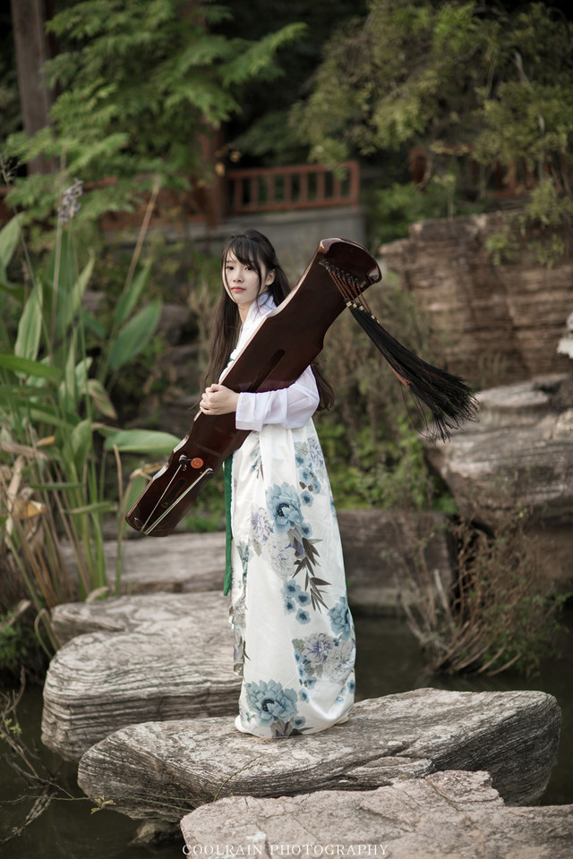 古筝女子户外清纯唯美图  第14张