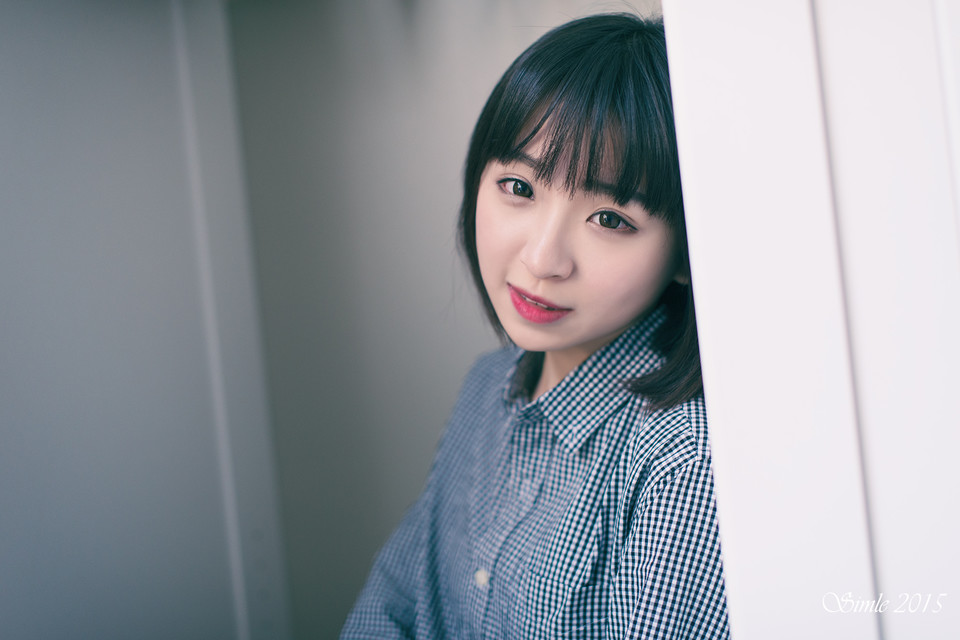 短发妹子清纯甜美图  第4张