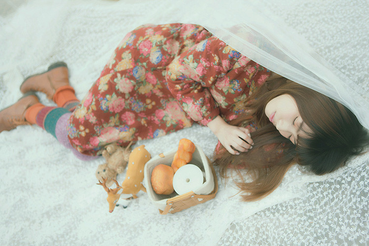 童话里的长发迷人女子  第9张