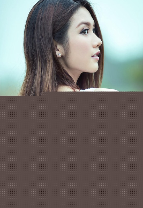 回眸一笑的纯净让人着迷女子  第3张