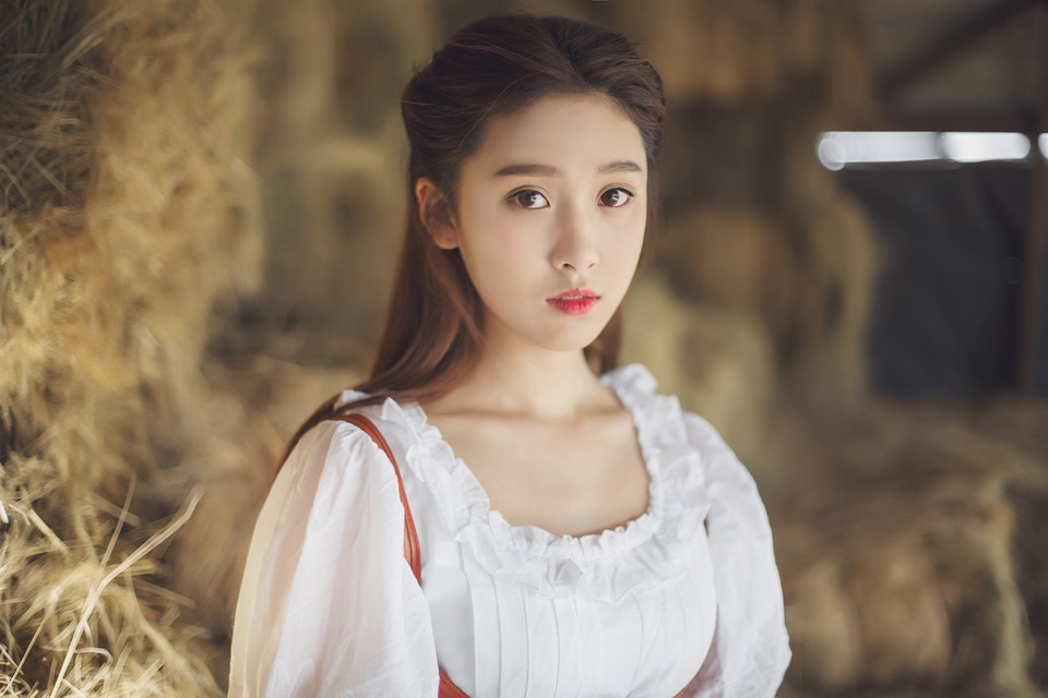 女子与马的亲密接触图  第9张