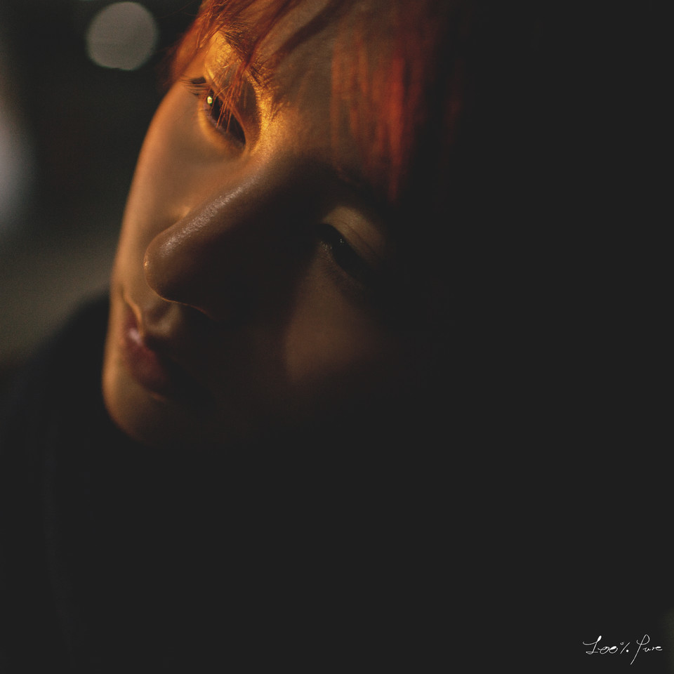 短发女子的清纯唯美写真图  第8张