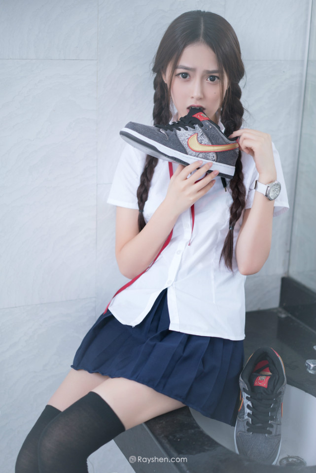 双马尾的清纯女生甜美图  第10张