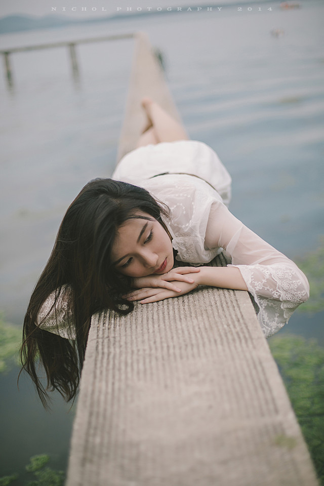 夏日美女俏皮写真小清新图  第8张