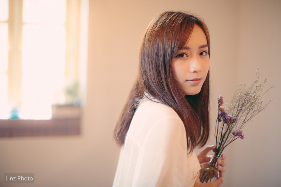 咖啡馆清纯甜美女孩  第18张