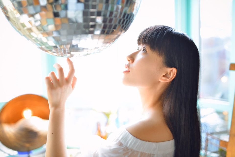 甜美清纯白裙少女  第7张